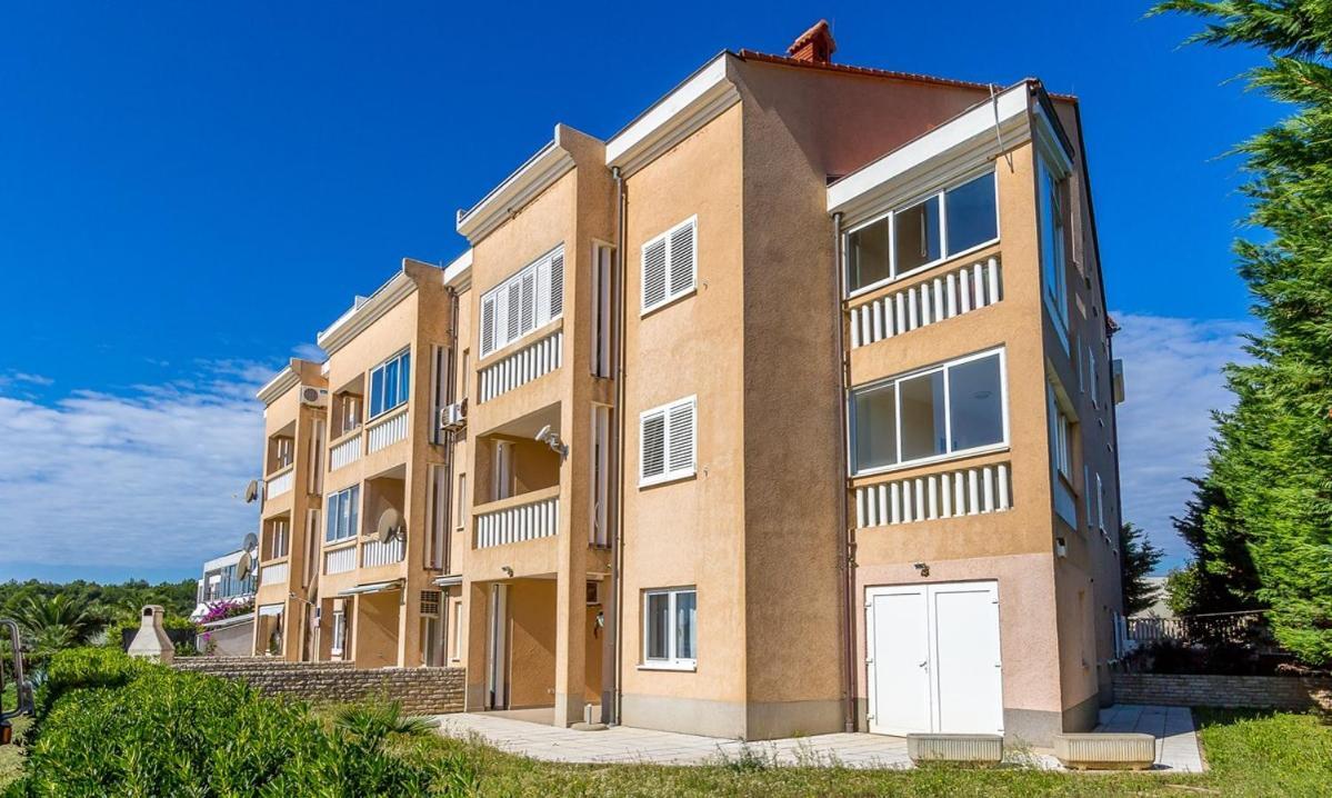 Apartment Katerina Medulin Exterior photo